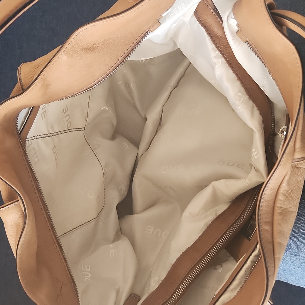 Tranzione Duo Tan Purse - Picture 5 of 7